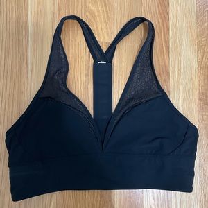 Lululemon Twist and Train Bra Size 10